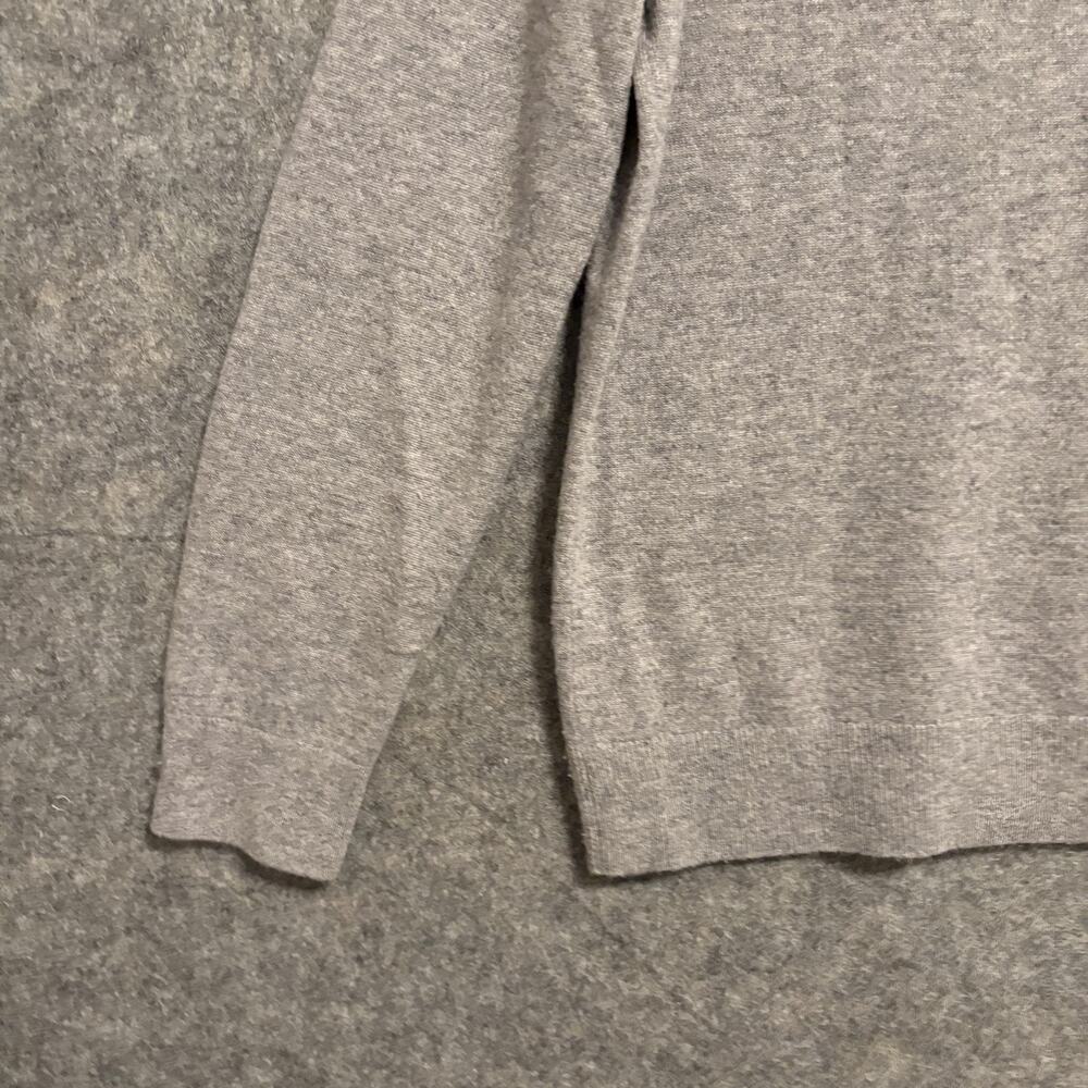 Vince Sweater Womens Size Large Gray 100% Cashmere V Neck Pullover Soft Knit - Picture 8 of 13